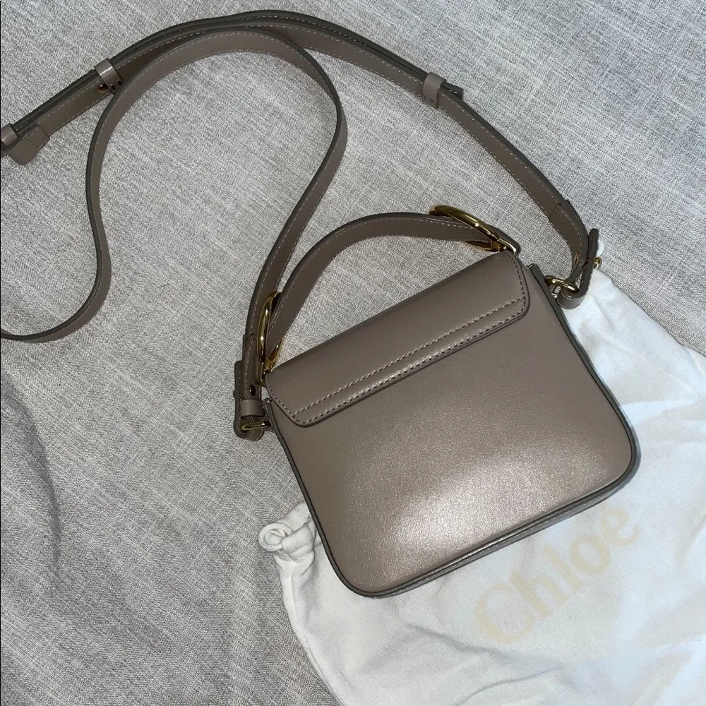 Chloé C Mini Suede-Trimmed Leather Shoulder Bag - Picture 4 of 7